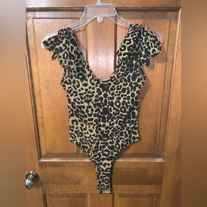 PrettyLittleThing leopard bodysuit